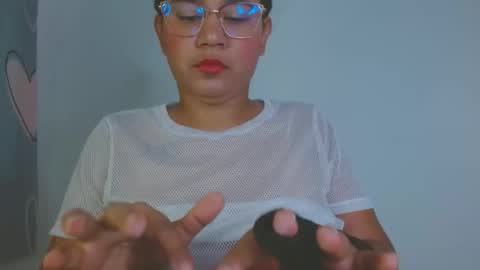 hairygirl83 online show from May 25, 11:00 pm