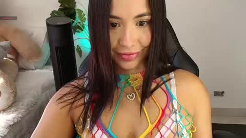 hanna online show from May 24, 1:28 pm