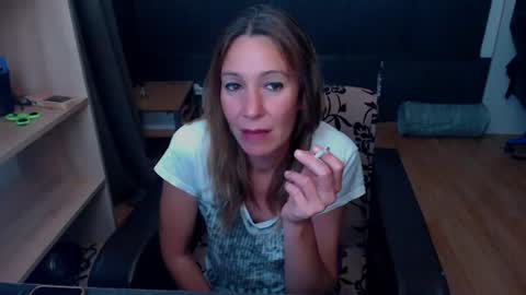 hanna_ha online show from July 26, 6:49 pm