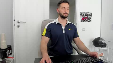 Hard Cock online show from May 30, 10:13 am