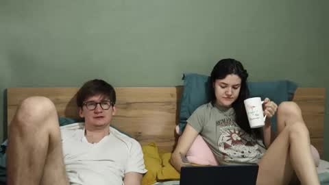 Emily and David online show from March 7, 4:34 am