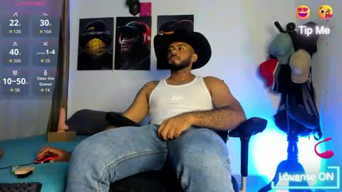 hardboy_latin online show from May 10, 2:07 am
