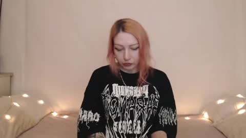 Emily online show from May 4, 9:43 pm