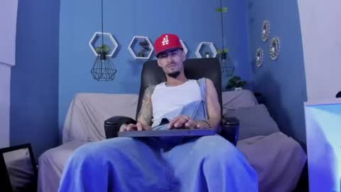harold_999 online show from June 26, 1:11 am