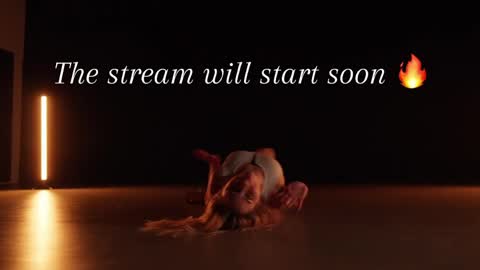 Anna online show from May 10, 9:59 am