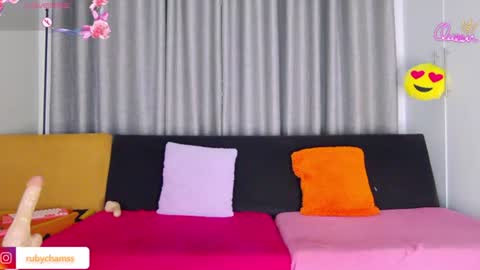 AngieLizzy online show from July 13, 12:31 pm