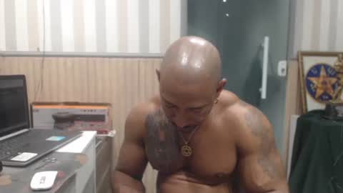 hebertgomes online show from May 27, 1:34 am