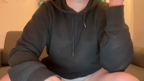 hellohowareyou66 online show from May 16, 1:46 am