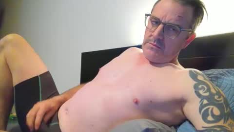 hempie1973 online show from June 2, 11:23 am
