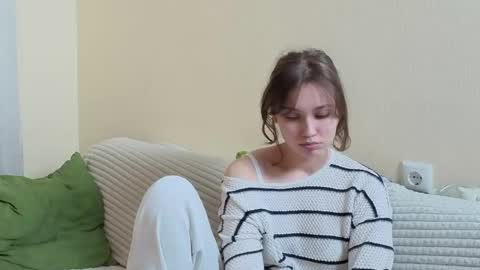Jane online show from May 23, 7:37 am