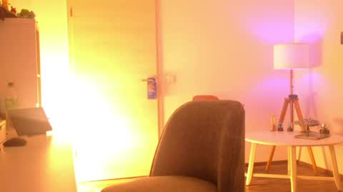 highandhorny9000 online show from June 1, 8:54 pm