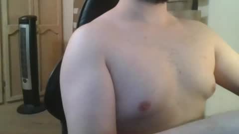 Himbo fox online show from July 27, 3:37 am