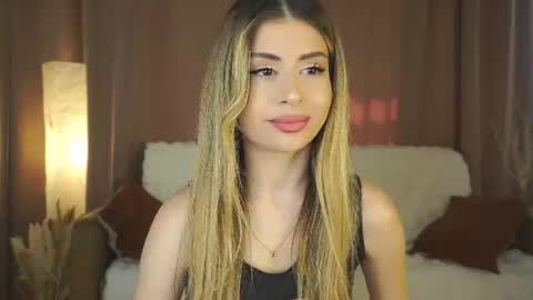 Moni Monica online show from July 17, 8:16 am