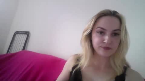 honeyblakex online show from August 5, 3:03 am