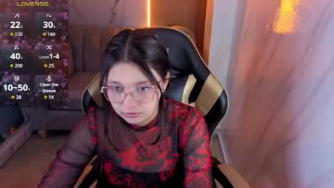 honeydoll_tf online show from June 23, 1:06 pm