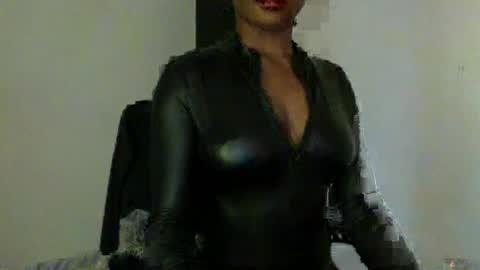 delilah online show from August 9, 11:37 am