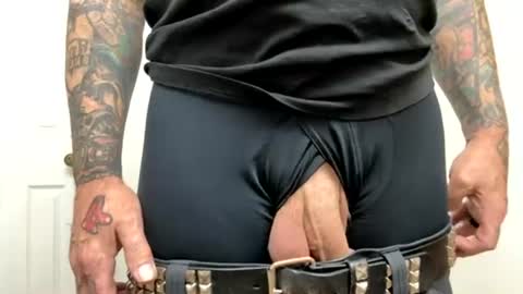 Hornyhumper online show from June 18, 3:50 pm