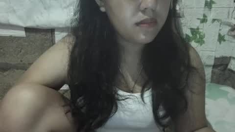 hotiemorenagurl18 online show from July 5, 9:49 am