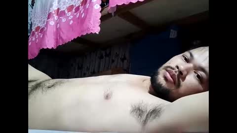 HottestPinoy32 online show from May 14, 7:34 pm