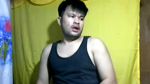 HottestPinoy32 online show from June 13, 11:53 am