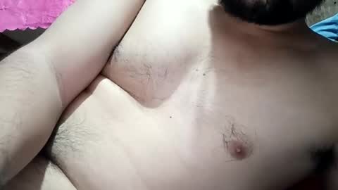 HottestPinoy32 online show from May 17, 12:47 pm