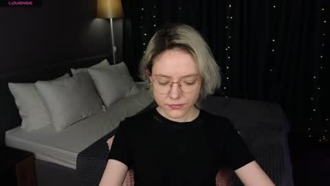Kori online show from August 6, 7:28 am