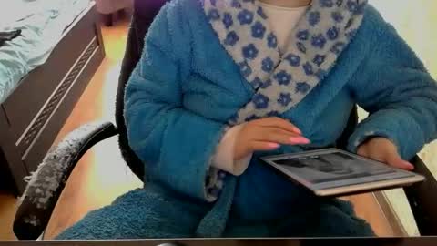 hotty_mary online show from May 2, 9:04 am
