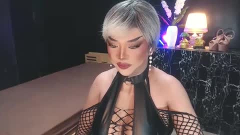 Christine online show from June 3, 6:46 pm