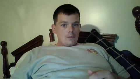 huntdog1221 online show from June 27, 2:39 am