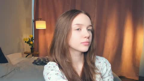 Lily online show from May 31, 7:29 am