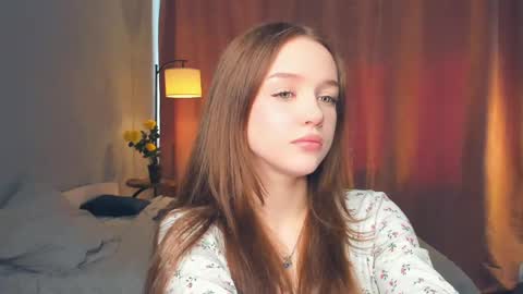 Lily online show from May 30, 7:18 am