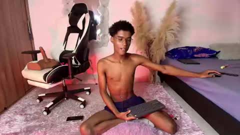 iamandrey_ online show from July 16, 12:58 am