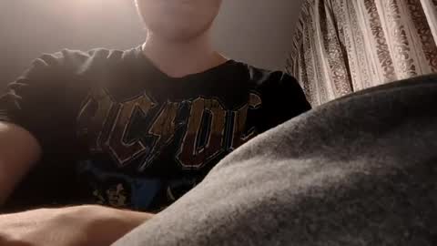 ilikepornguy666 online show from July 15, 10:14 pm