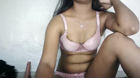 Saanu online show from May 31, 2:05 pm