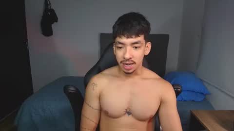 muscle isaac online show from July 11, 1:43 am