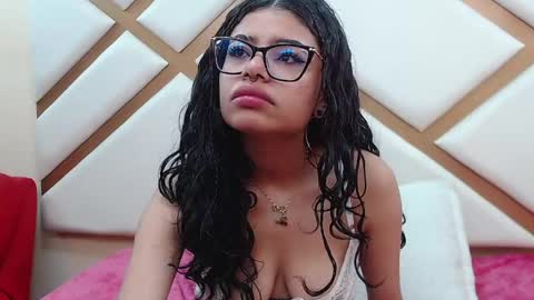 Issa  online show from May 24, 8:43 am