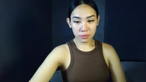 itsmehotqueen online show from June 11, 1:27 am