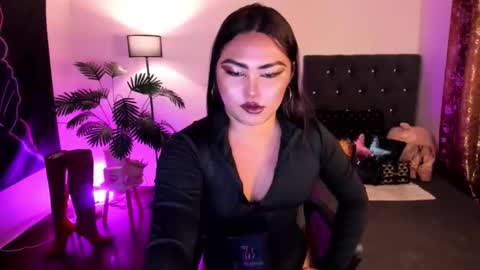 itsmemoiraa69 online show from April 29, 8:13 pm