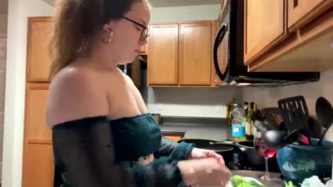 Mila Voss online show from June 3, 3:09 am