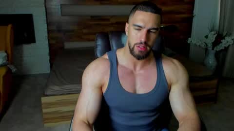IvanHydee online show from May 15, 4:54 am