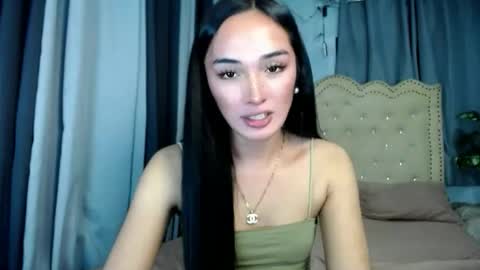 iwillcum4u_ online show from May 24, 12:23 pm