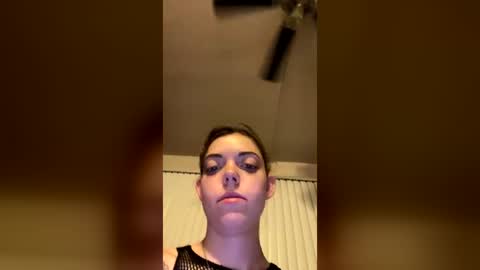 izzywoyton386 online show from July 20, 1:08 am