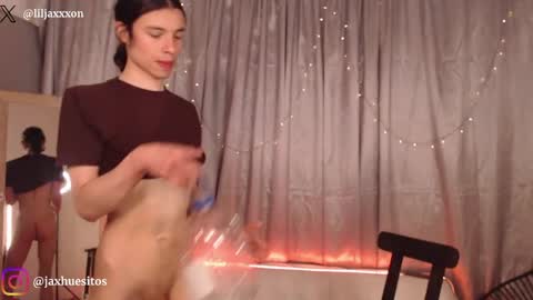 Hey im Jaxxxon check my info     online show from June 7, 2:00 pm