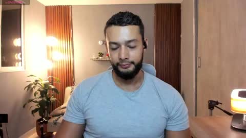 Calix  Independient model Insta and twt Calixsnake online show from May 22, 12:39 am