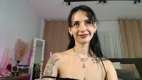 Jacqueline online show from July 11, 2:38 am