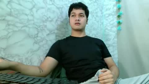 jade_halo online show from May 1, 12:26 am