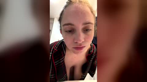 jademonroe0522 online show from May 14, 10:46 am