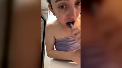 jademonroe0522 online show from June 4, 10:54 am
