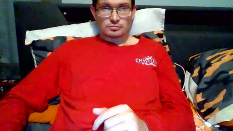 jakedog4979 online show from November 2, 4:23 am