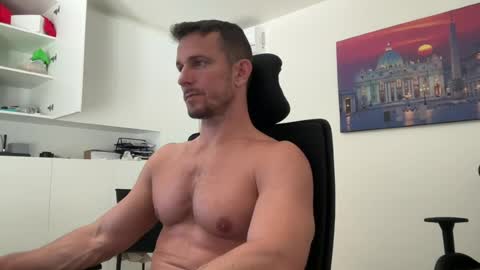 Muscle beast P online show from August 4, 7:04 am